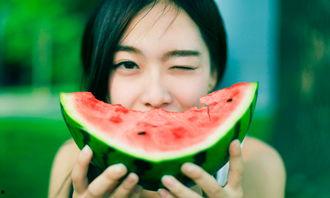 今日吃瓜每日必吃,每日必吃，揭秘娱乐圈新鲜事